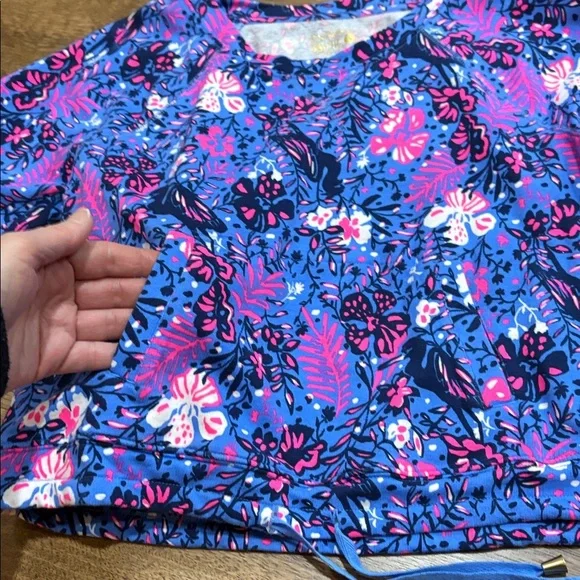 Lilly Pulitzer Luxletic Pullover Sweatshirt Small Drawstring Front pocket Floral - Picture 4 of 10